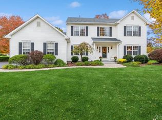 42 Ruppert Dr, Somerset, NJ 08873