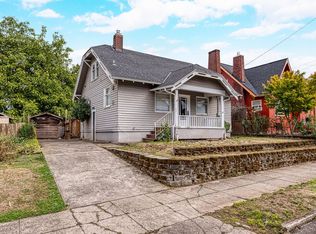 9755 N Ivanhoe St, Portland, OR 97203