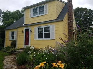 13 Old Salem Rd, Norwich, CT 06360
