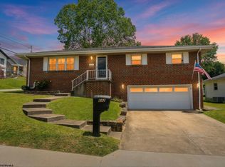 642 Pennsylvania Ave, Bridgeport, WV 26330