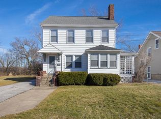 1555 E 214th St, Euclid, OH
