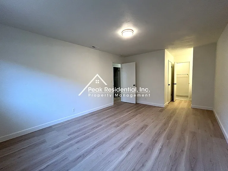 6328 Bonham Cir — Photo 24