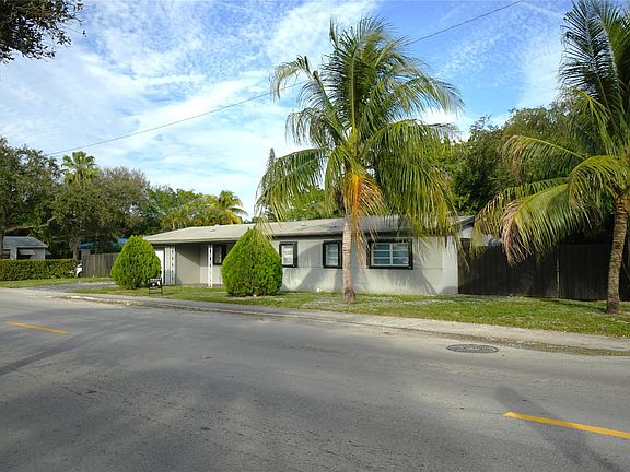 2nd image of 1525 N 26th Avenue