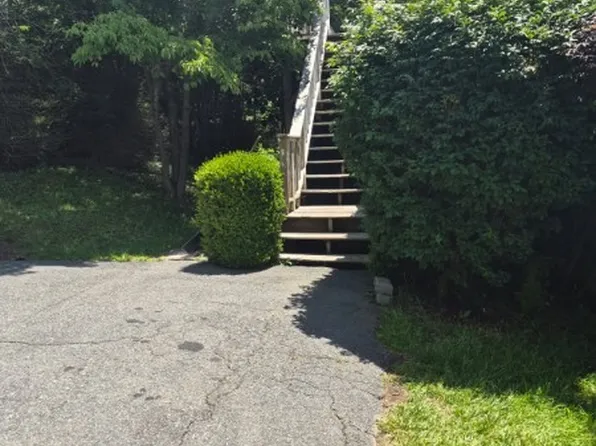 228B Lynn Hill Rd #B, Boone, NC 28607