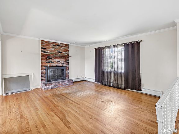 3rd image of 33 Fuller Street