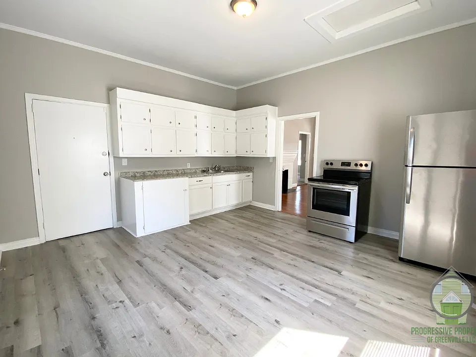 4 Madden St