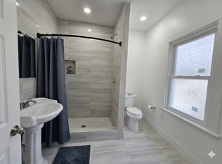 56-2 Pinckney St, Somerville, MA 02145