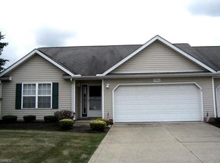 3960 Mallard Bay Dr APT 46, Perry, OH 44081