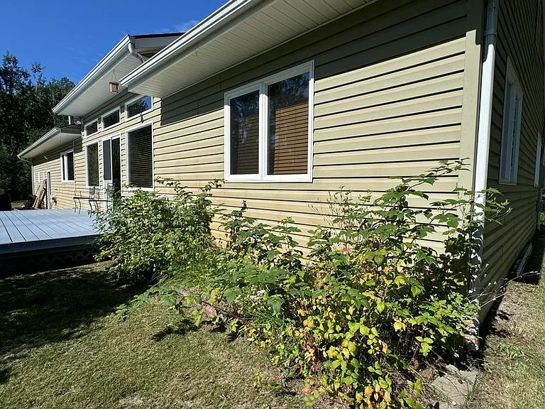 3205 Forrest Dr — Photo 4