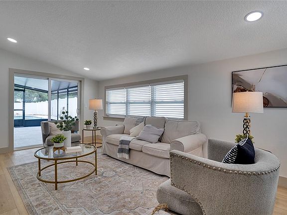 4th image of 6346 35TH AVENUE N