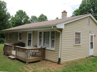15761 Woolwine Hwy, Floyd, VA
