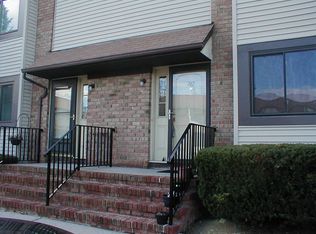 742 Robin Rd #742, Hillsborough, NJ 08844