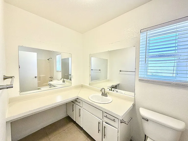 32425 Rancho Vista Dr #A — Photo 14