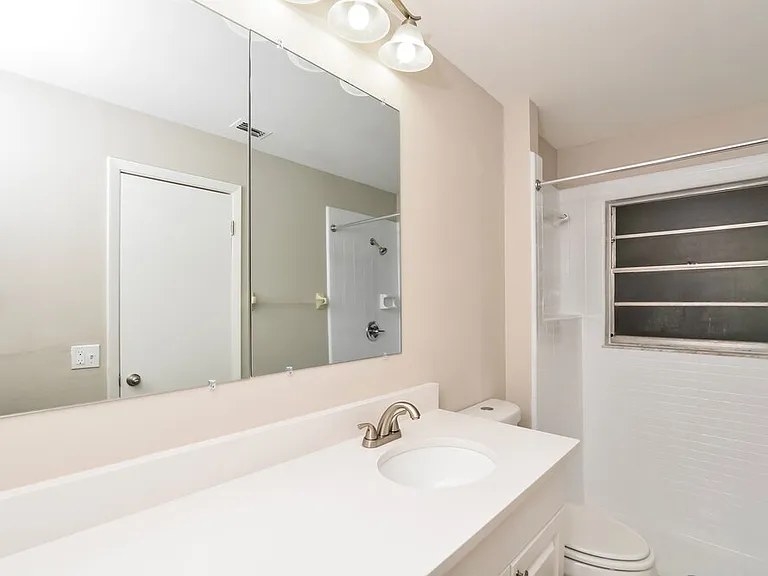 2156 Pimlico St — Photo 11
