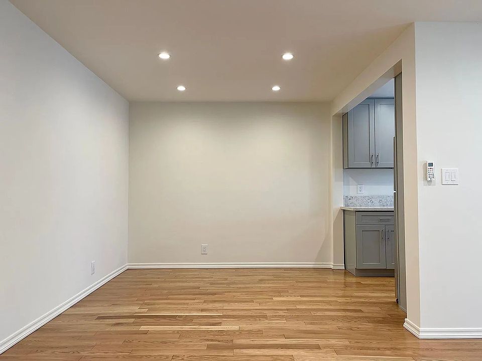 1st image of 1425 N Harper Ave APT 3