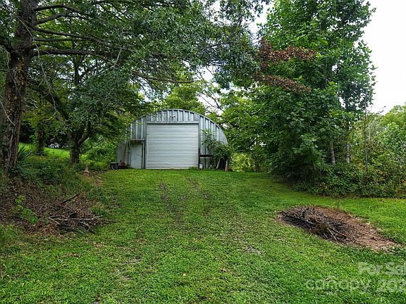 2nd image of 108 Nature Dr