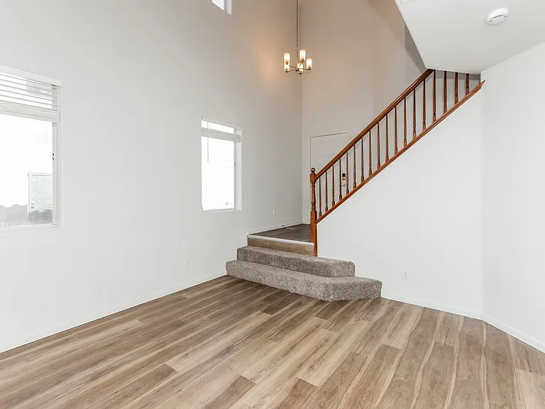 639 Marlberry Pl — Photo 5
