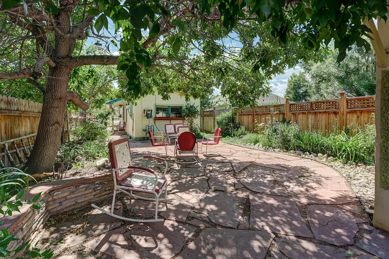 3 bed, 1200 sqft, $2,800 — Photo 1