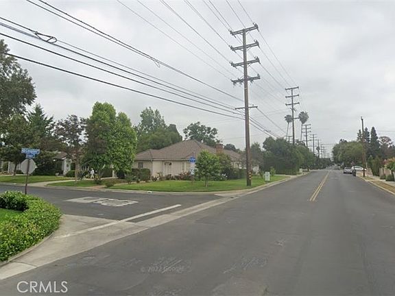 5th image of 2080 Robin Rd