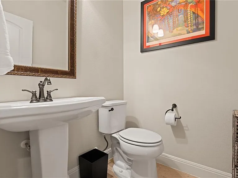 110 Oak Glen Cv — Photo 15