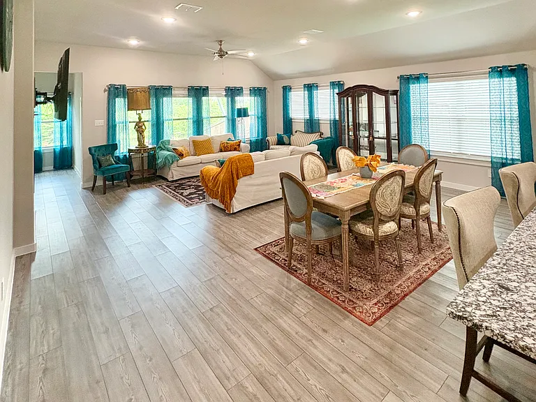3005 Bailey Way — Photo 1