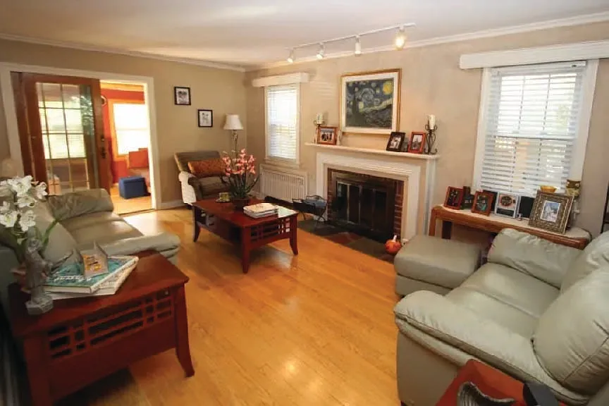 3 bed, 2.5 bath, 2000 sqft, $3,250 — Photo 3