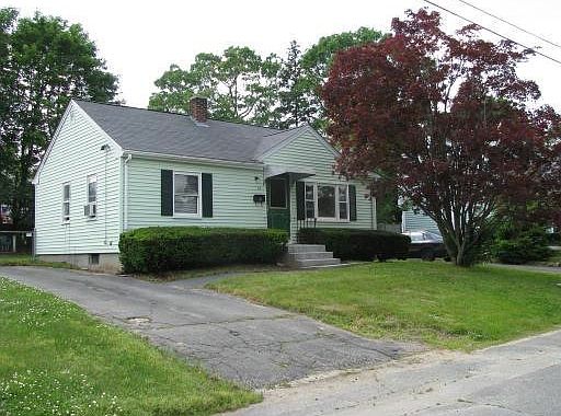 2nd image of 69 Clapp St