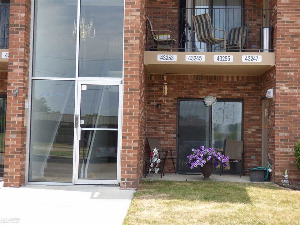 1st image of 43247 Cape Dr