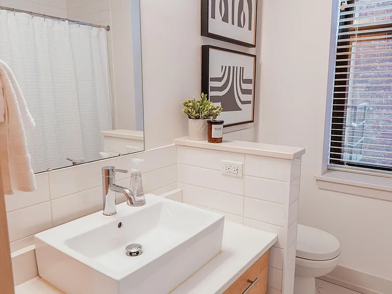 1508 Race St #1R — Photo 12