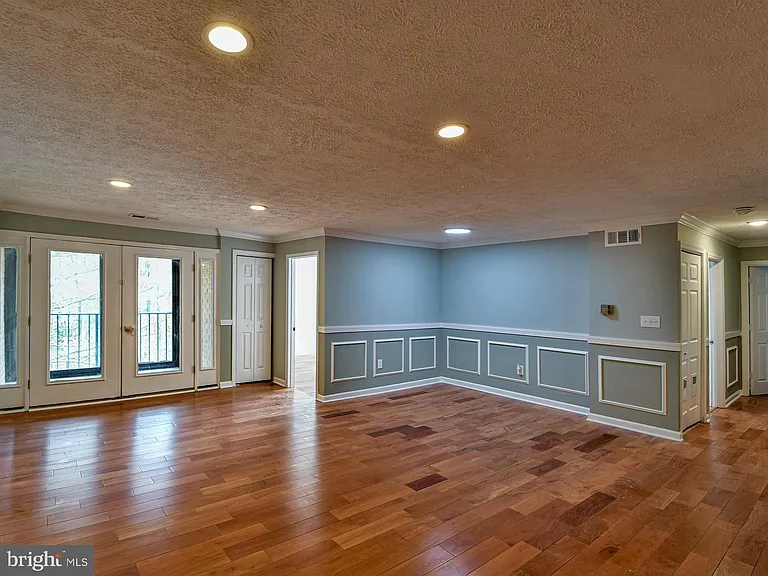 8011 Mandan Rd #303 — Photo 7