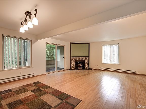 5th image of 14036 Juanita Dr NE APT A