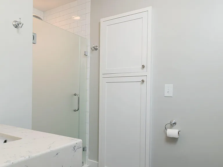 2262 Ion Ave — Photo 34