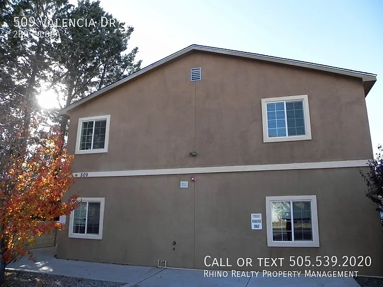 509 Valencia Dr SE #3 — Photo 1