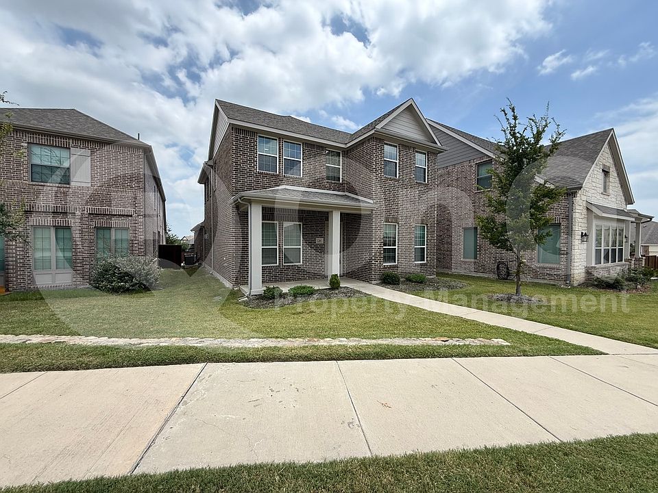 1st image of 3285 Dover Dr