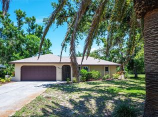 1712 Fessler St, Englewood, FL 34223