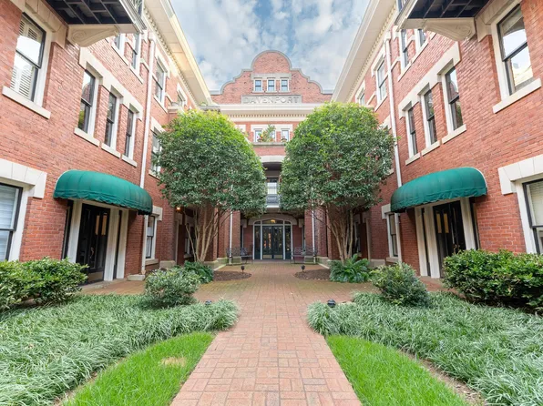 400 E Washington St, Greenville, SC 29601