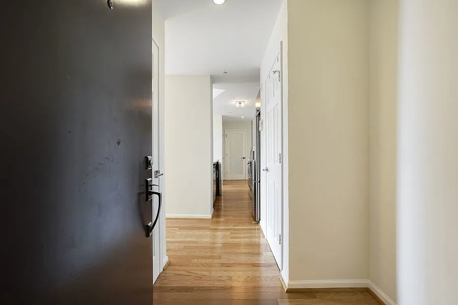 Building Photo - 329 Rhode Island Ave NE #404