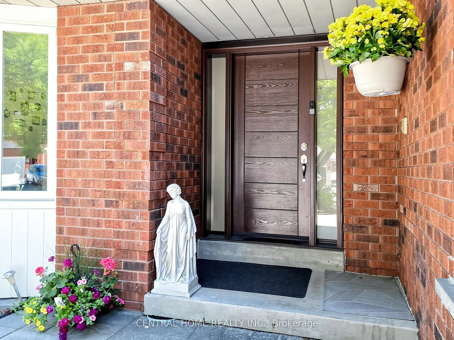 4 bed, $4,700 — Photo 2