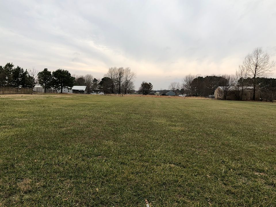 2nd image of 17711 Twin Maple Dr