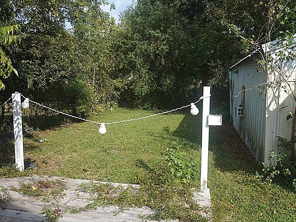 4th image of 10112 Donald Dr