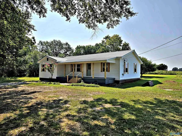 40 Liberty Rd, Danville, AL 35619