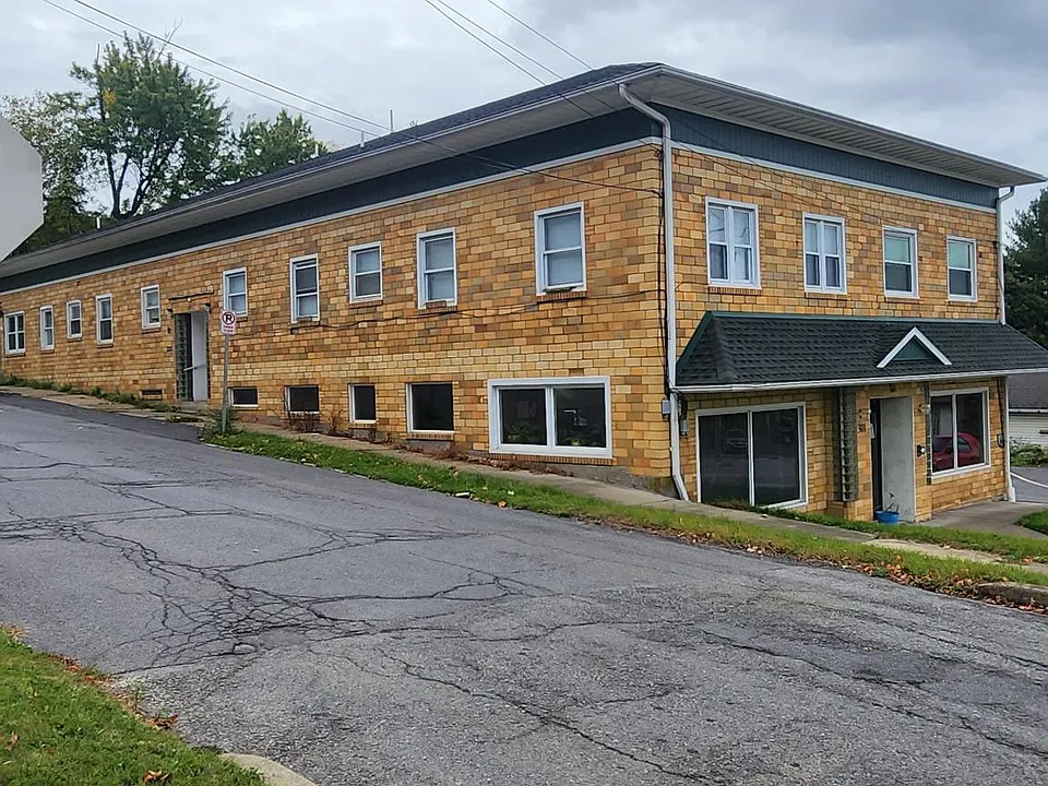 10 Olive Ave #1
