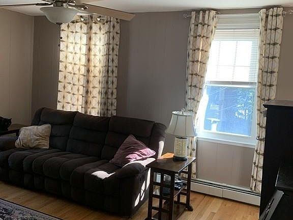 3rd image of 7 Hardy St #2