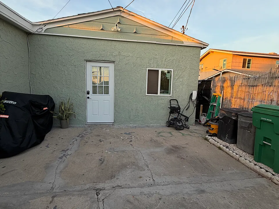 4060 C St #G