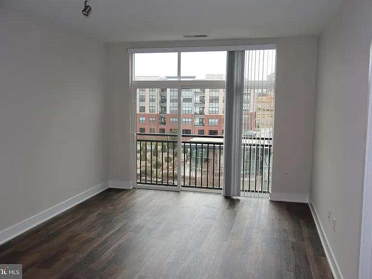 145 Riverhaven Dr #445 — Photo 12