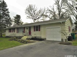 95 Aleta Dr, Rochester, NY 14623