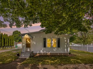 215 S Jane St, Centreville, MI