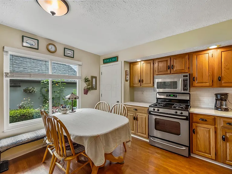 6986 Avery Rd — Photo 23