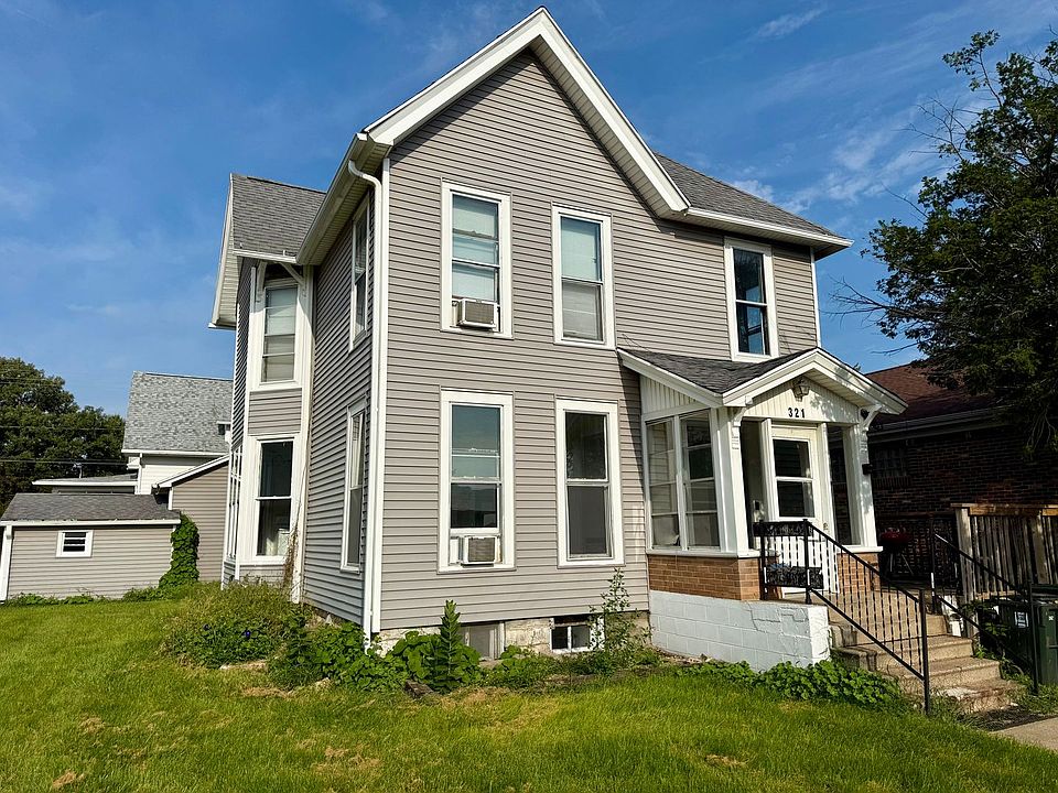 1st image of 321 Clay St APT 1