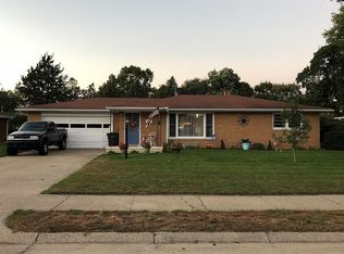 2520 Riverview Pl, Elkhart, IN 46516